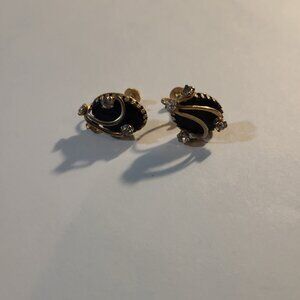 Fashion Jewelry Black and Gold Earrings